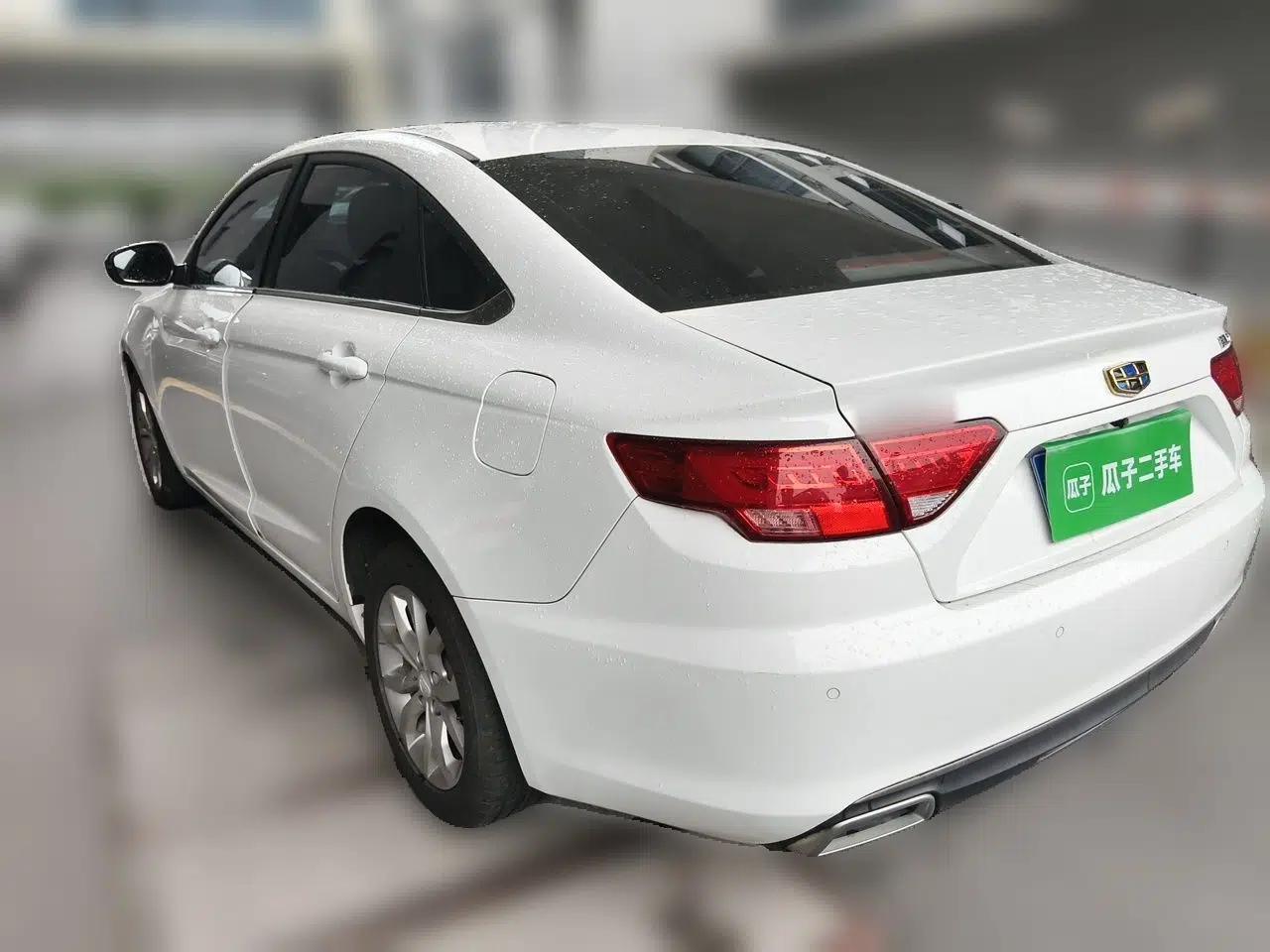 Geely Auto Emgrand GL 2017 1.8L Manual Elite Model — миниатюра 4