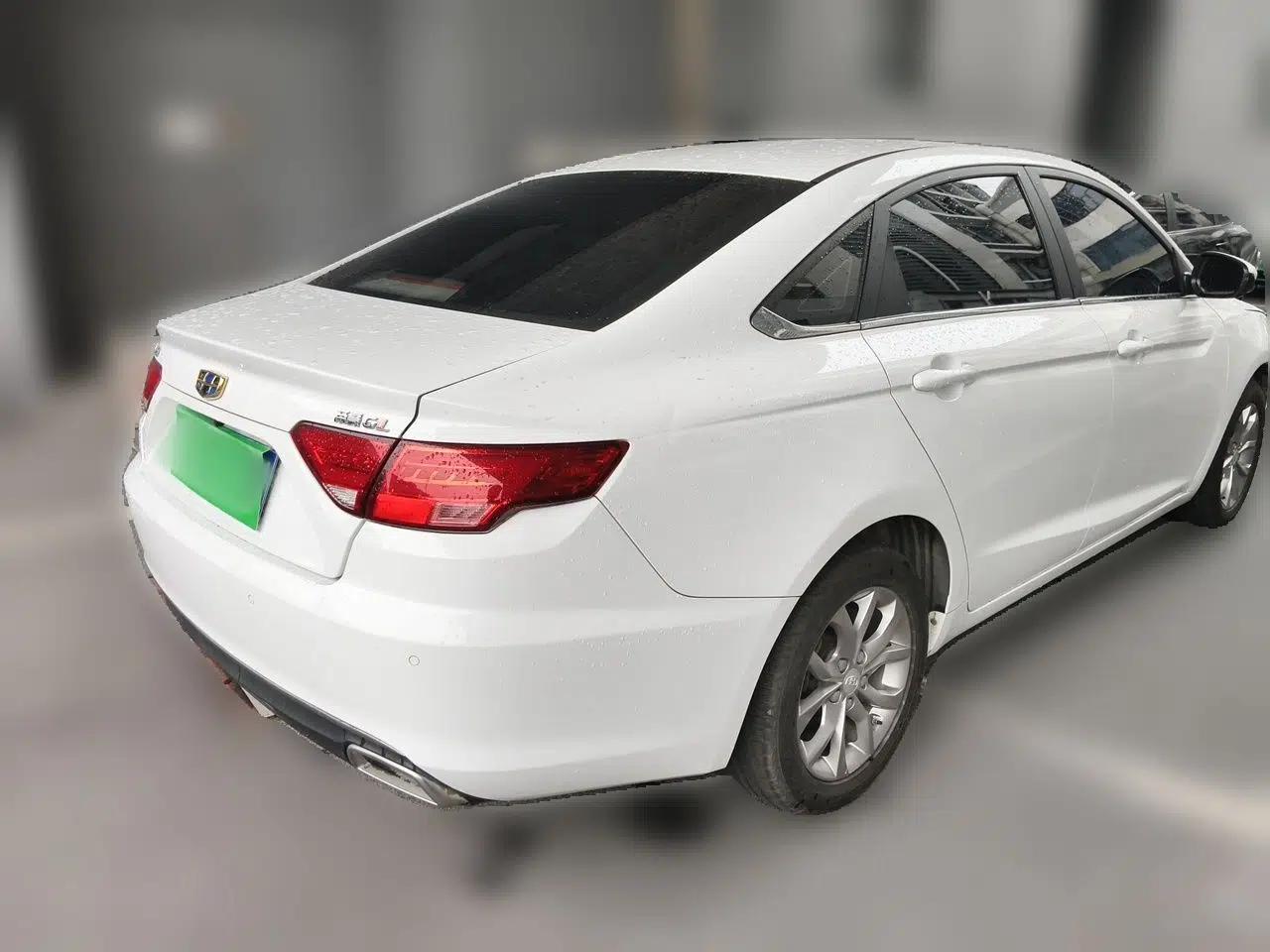 Geely Auto Emgrand GL 2017 1.8L Manual Elite Model — миниатюра 6