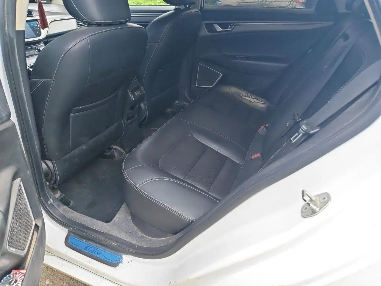Geely Auto Emgrand GL 2018 1.4T DCT Elite Smart Connectivity Version — миниатюра 17