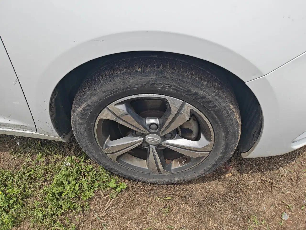 Geely Auto Emgrand GL 2018 1.4T DCT Elite Smart Connectivity Version — миниатюра 8