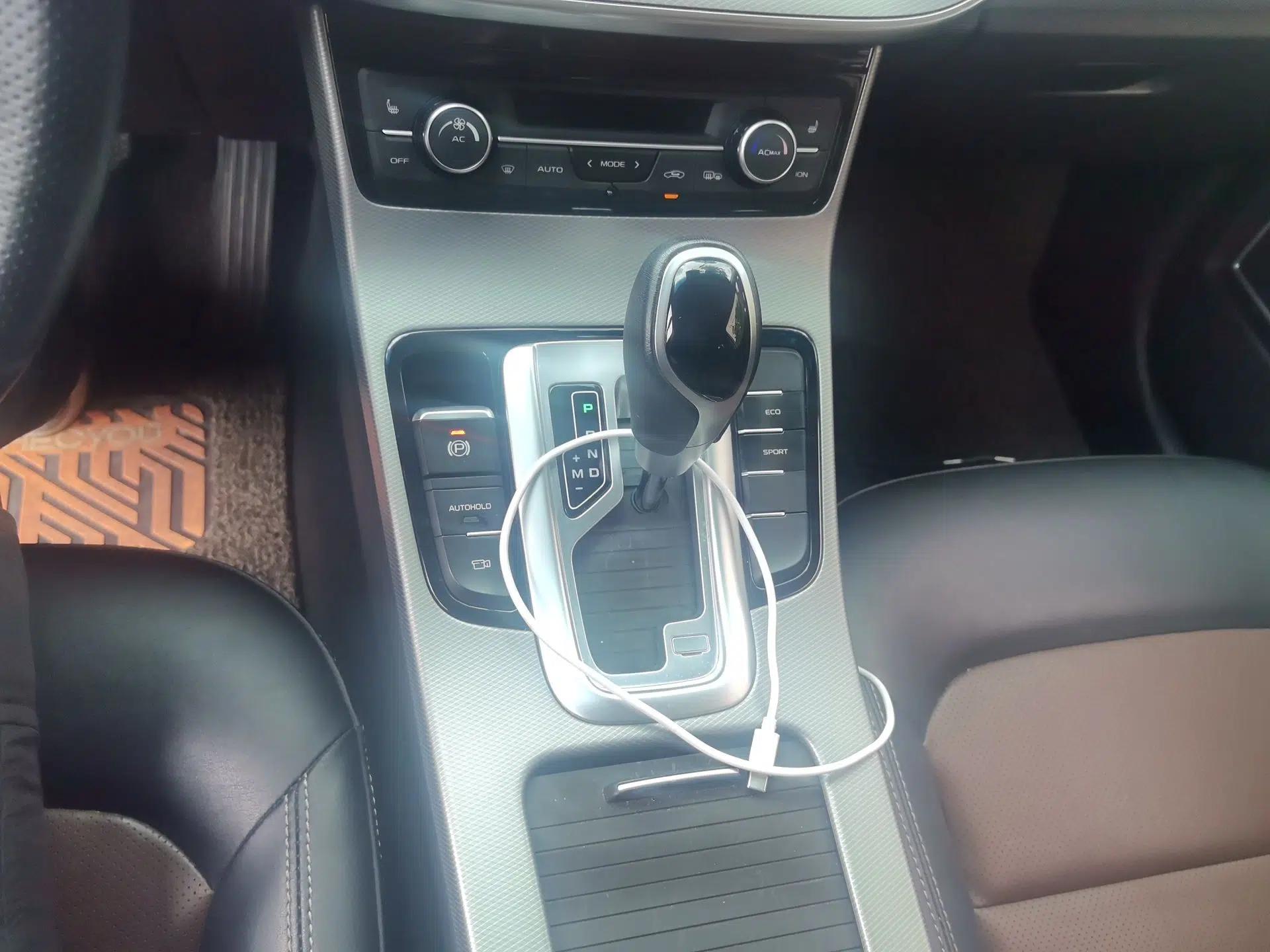 Geely Auto Emgrand GL 2018 1.4T DCT Prestige Smart Connectivity Version — миниатюра 14