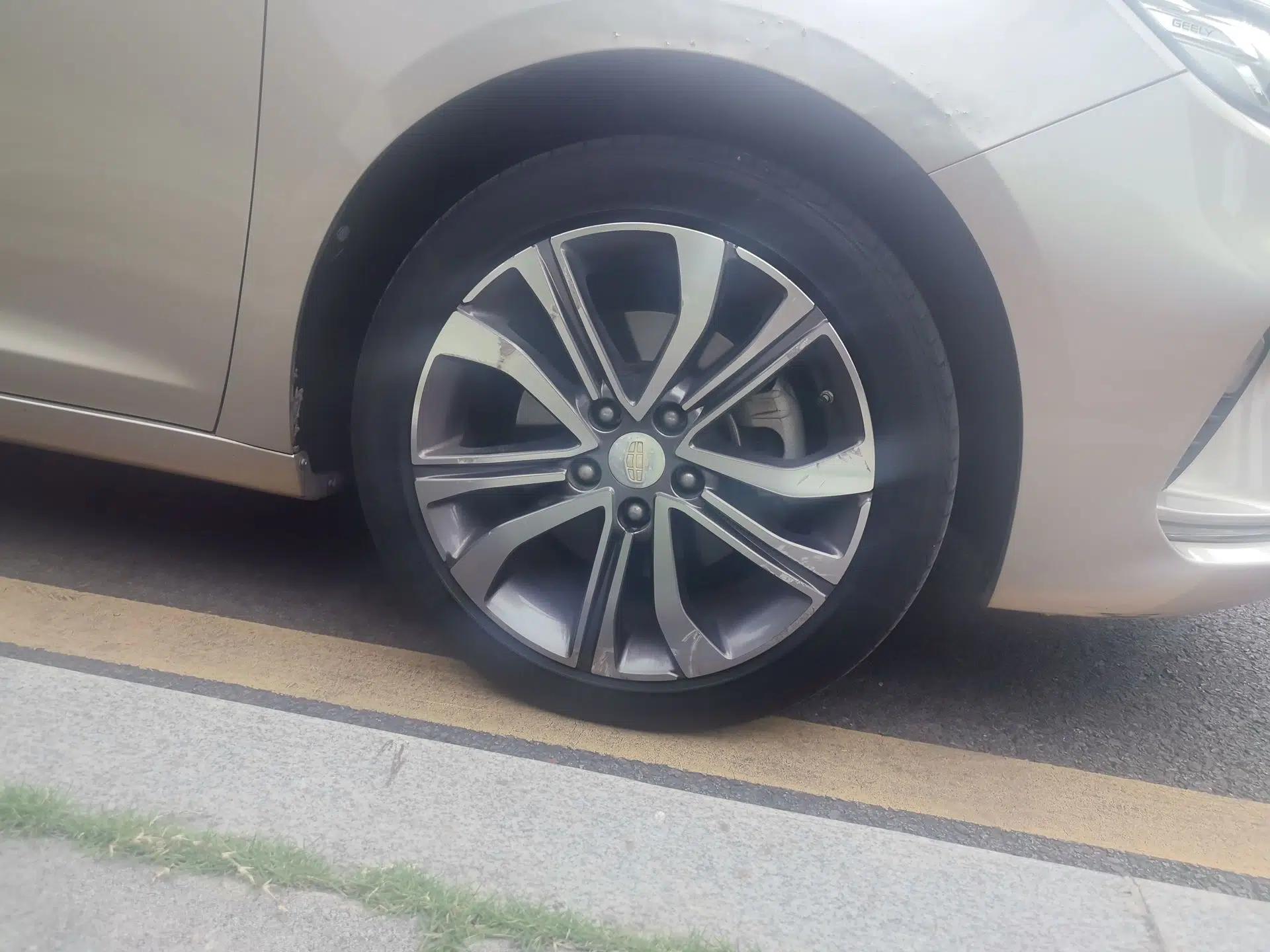Geely Auto Emgrand GL 2018 1.4T DCT Prestige Smart Connectivity Version — миниатюра 8