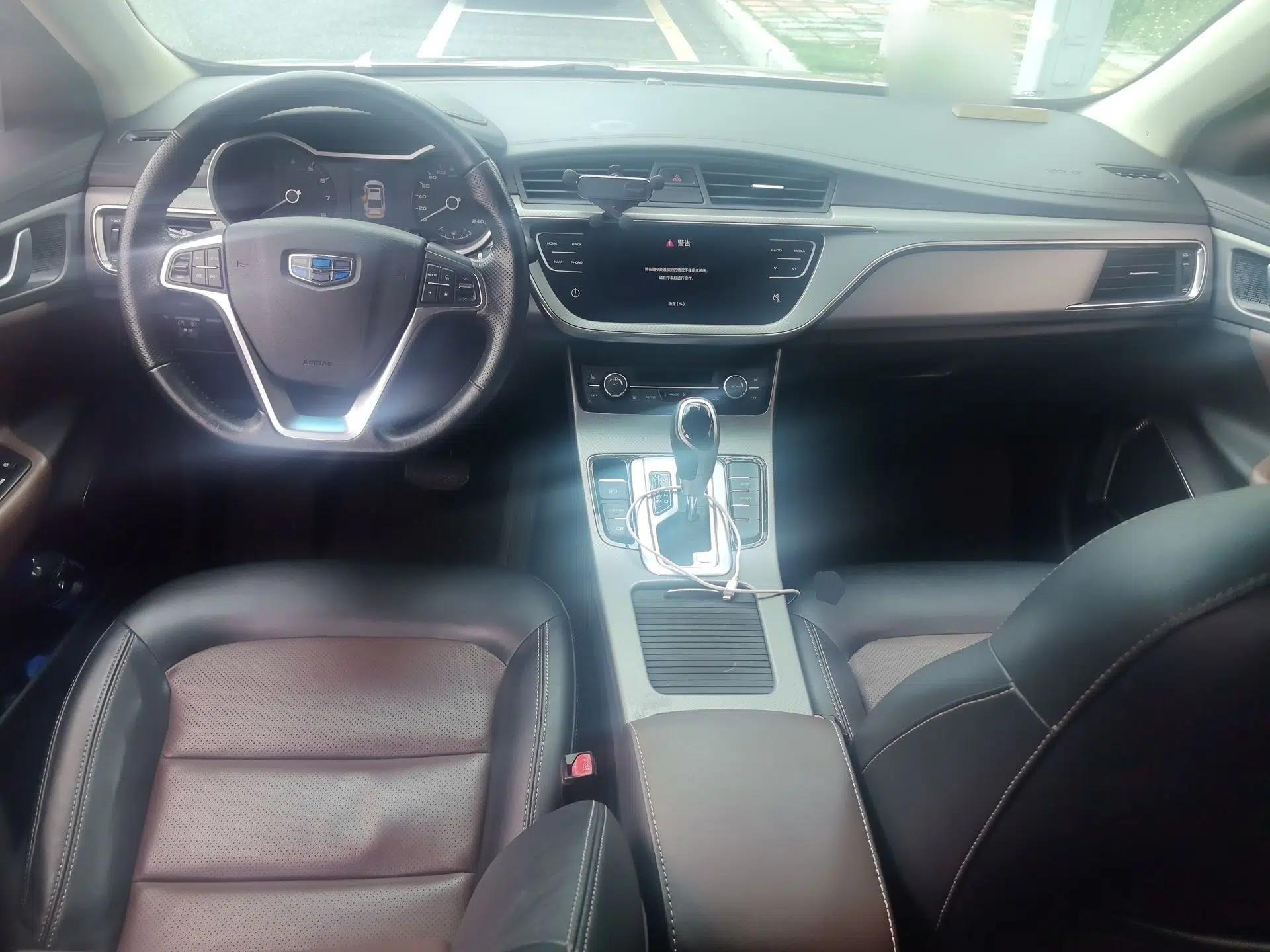 Geely Auto Emgrand GL 2018 1.4T DCT Prestige Smart Connectivity Version — миниатюра 9
