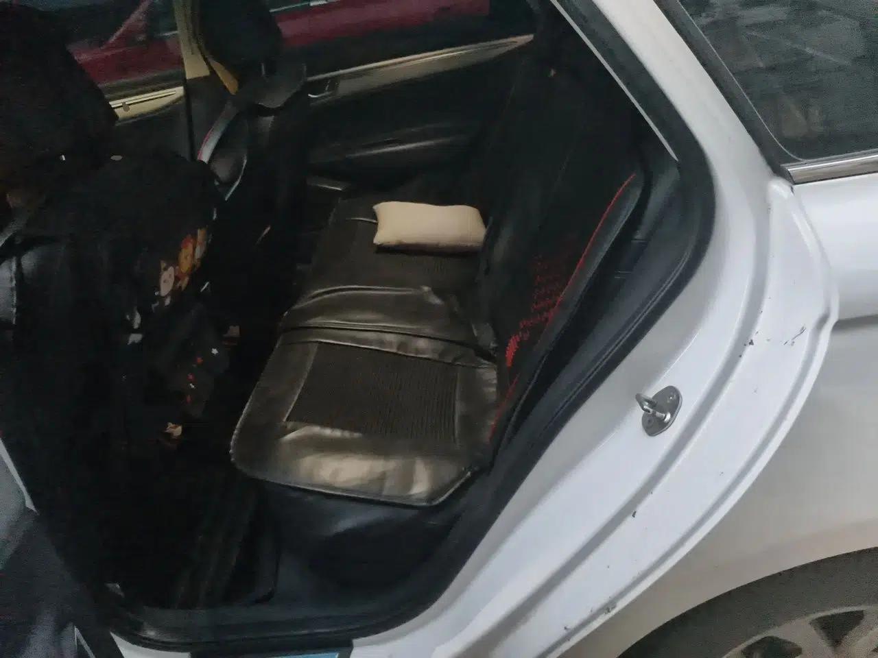 Geely Auto Emgrand GL 2017 1.3T DCT Elite Model — миниатюра 17