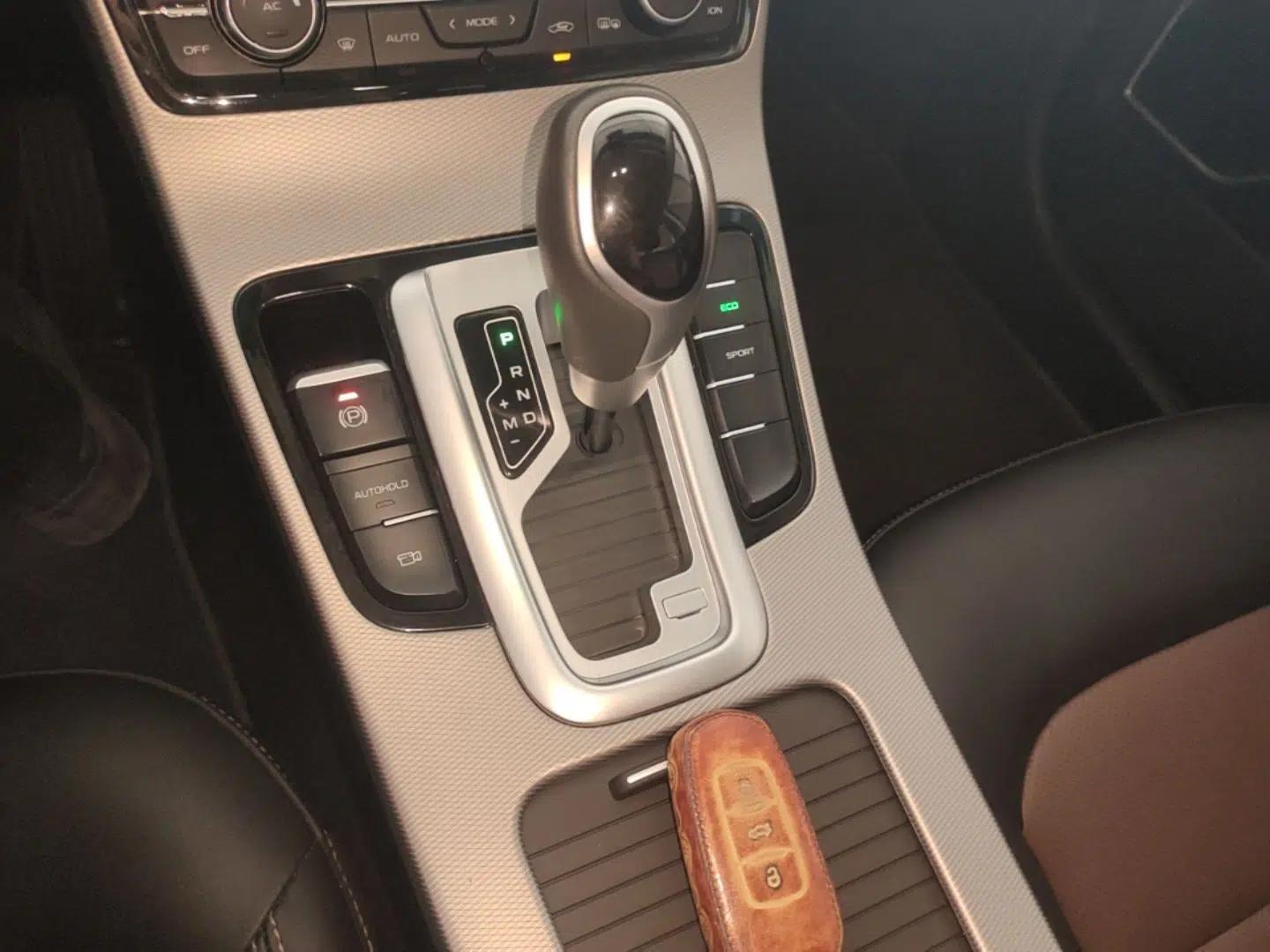 Geely Auto Emgrand GL 2018 1.4T DCT Prestige Smart Connectivity Version — миниатюра 16