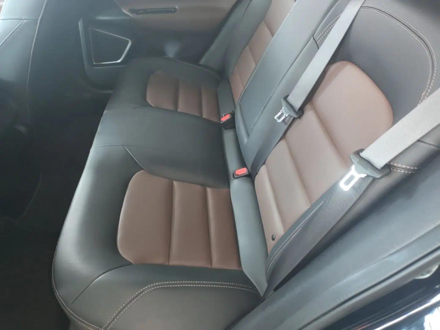Geely Auto Emgrand GL 2018 1.4T DCT Prestige Smart Connectivity Version — миниатюра 20