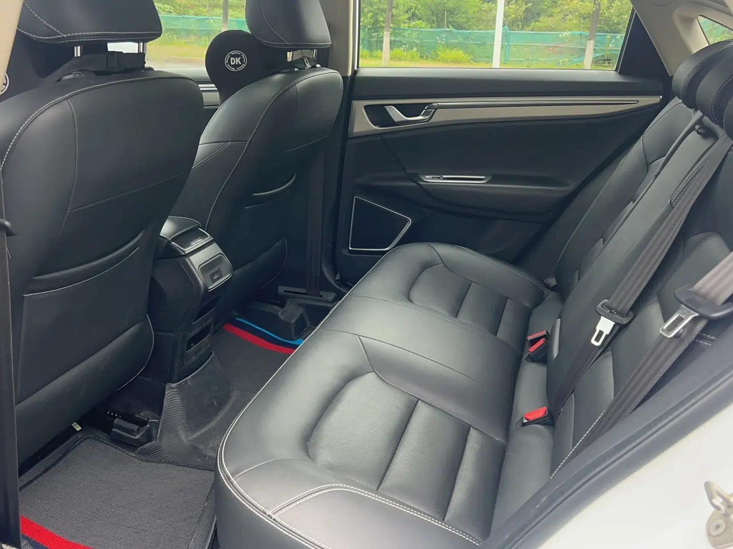 Geely Auto Emgrand GL 2017 1.3T DCT Elite Model — миниатюра 19