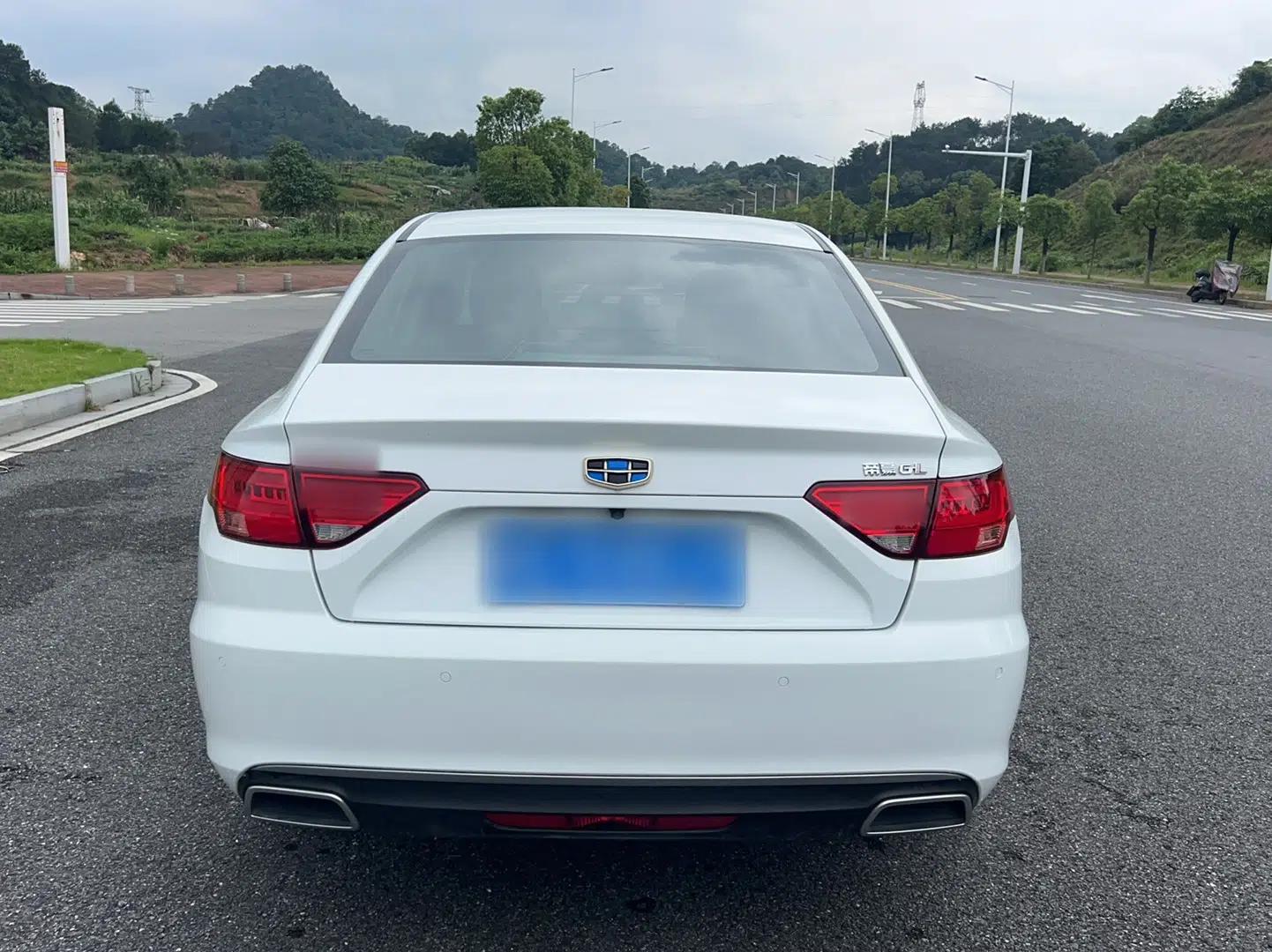 Geely Auto Emgrand GL 2017 1.3T DCT Elite Model — миниатюра 8