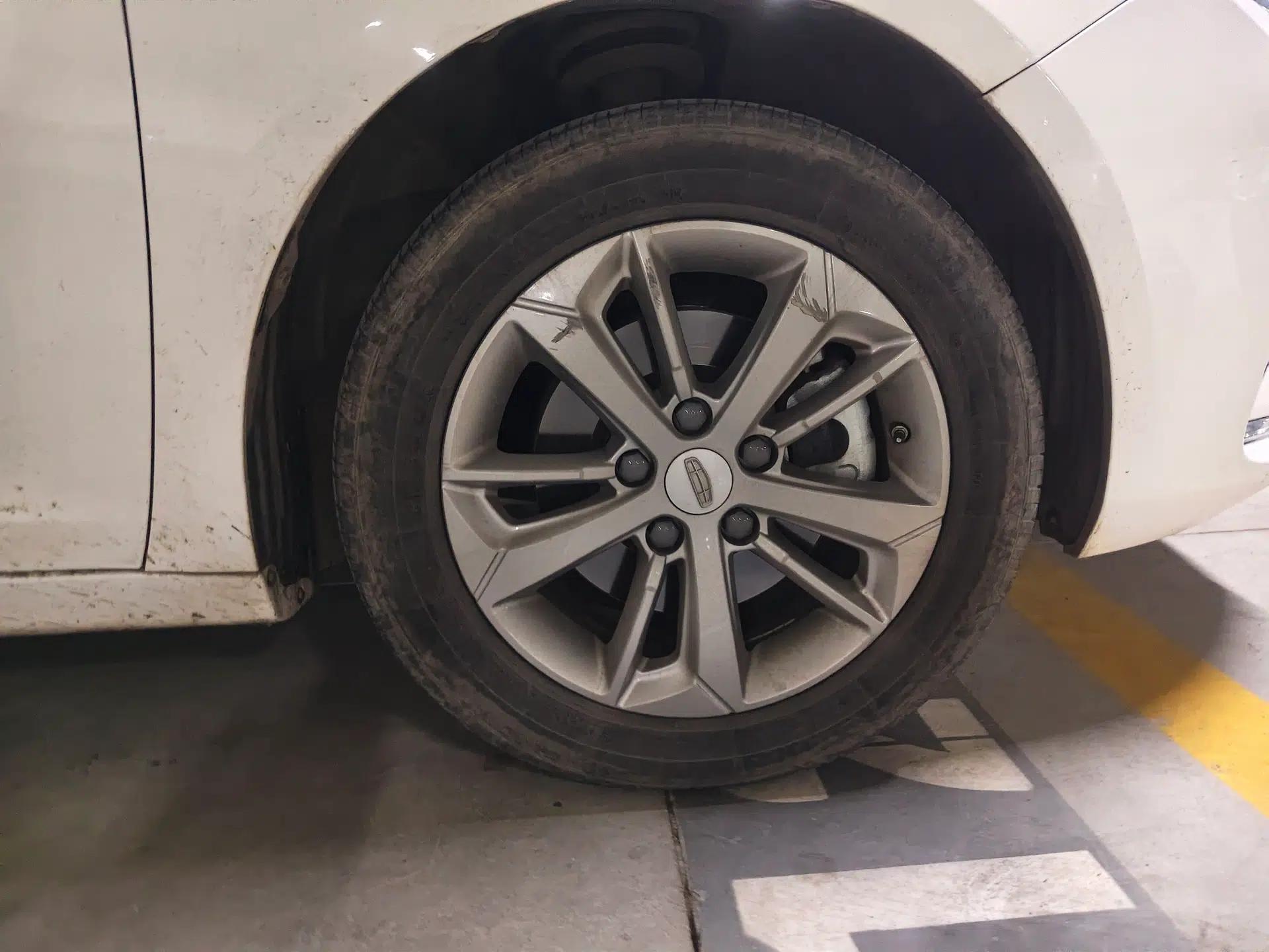 Geely Auto Emgrand GL 2020 1.4T CVT Luxury Model — миниатюра 8