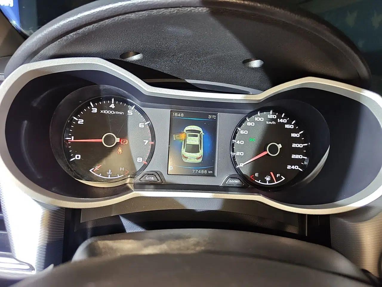 Geely Auto Emgrand GL 2017 1.8L DCT Elite Model — миниатюра 11