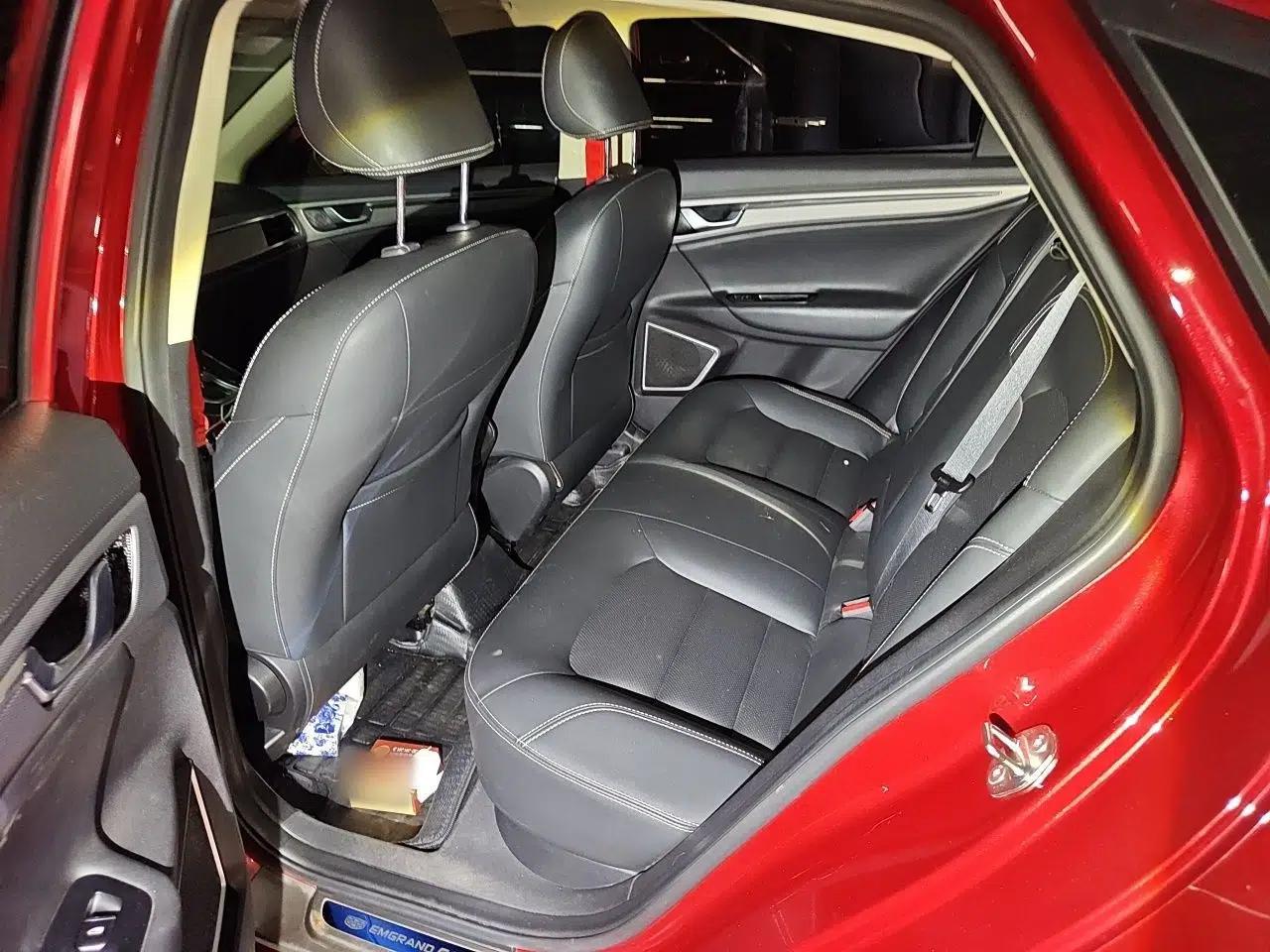 Geely Auto Emgrand GL 2017 1.8L DCT Elite Model — миниатюра 17