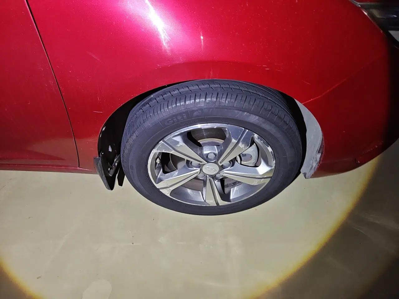 Geely Auto Emgrand GL 2017 1.8L DCT Elite Model — миниатюра 8