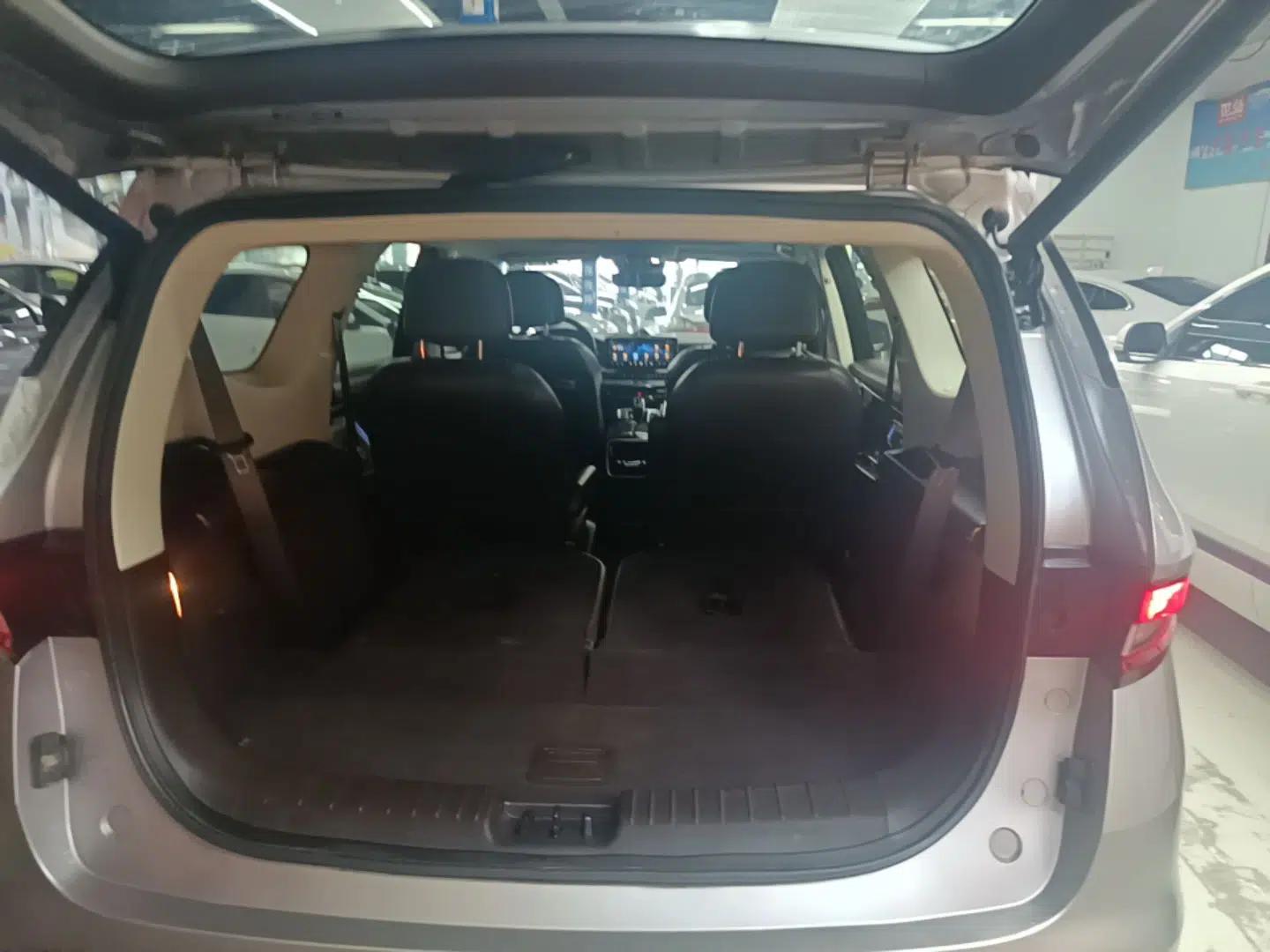 Geely Auto Jiajie 2019 1.5TD MHEV DCT Deluxe Edition — миниатюра 22