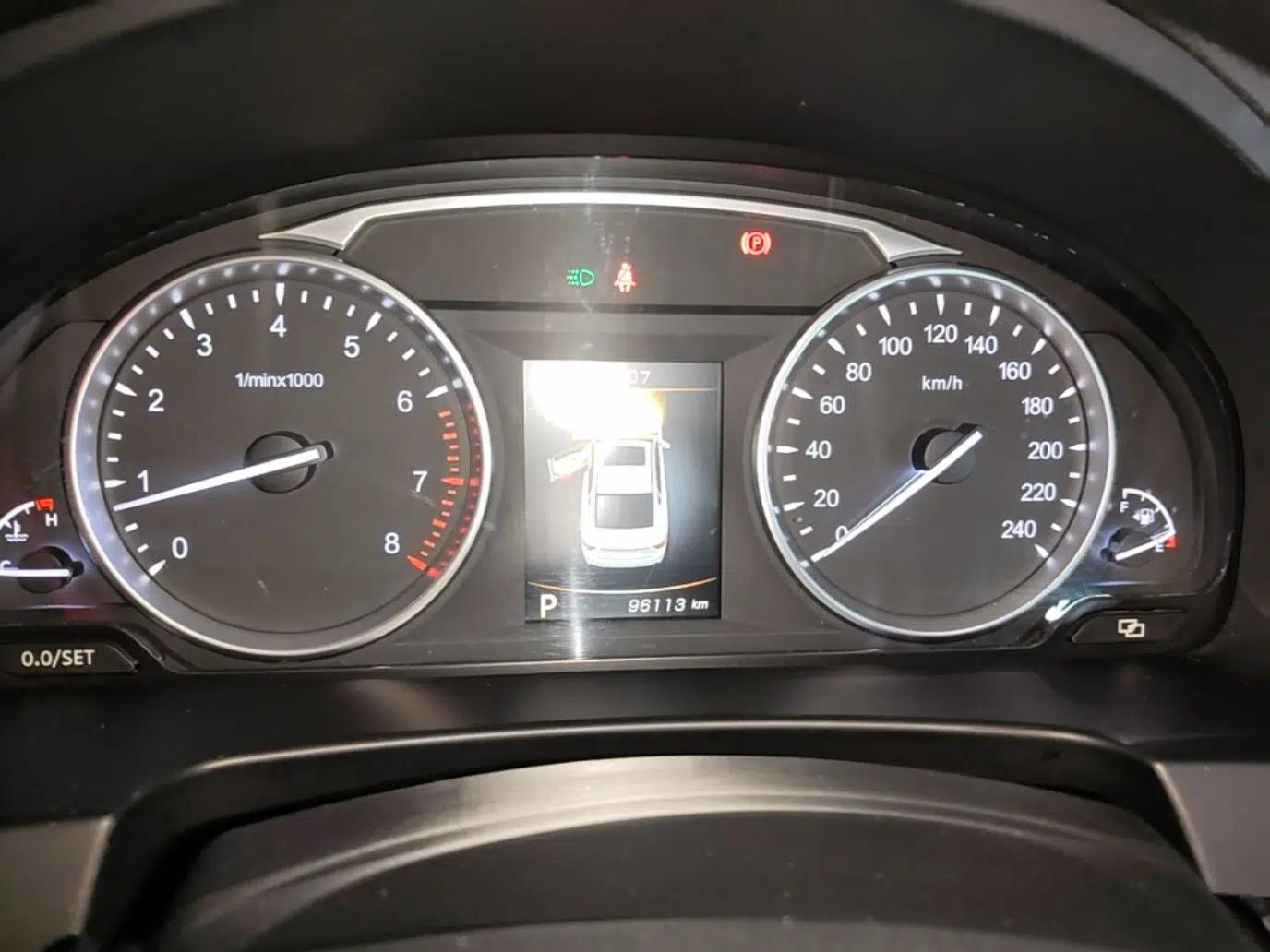 Geely Auto Emgrand GT 2016 1.8T Zunya Model — миниатюра 19