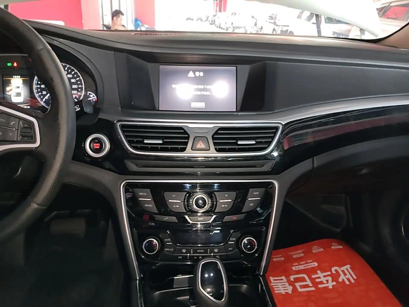 Geely Auto Emgrand GT 2016 1.8T Zunya Model — миниатюра 21