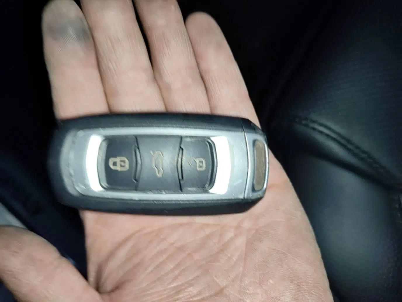 Geely Auto Emgrand GT 2016 1.8T Zunya Model — миниатюра 29