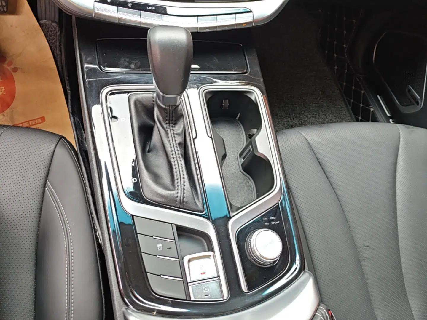 Geely Auto Emgrand GT 2020 Revised 1.8T Navigation Edition — миниатюра 21