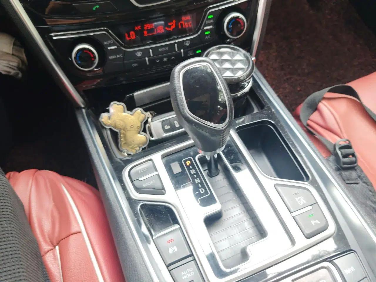 Geely Auto Emgrand GT 2015 2.4L Comfort Model — миниатюра 14