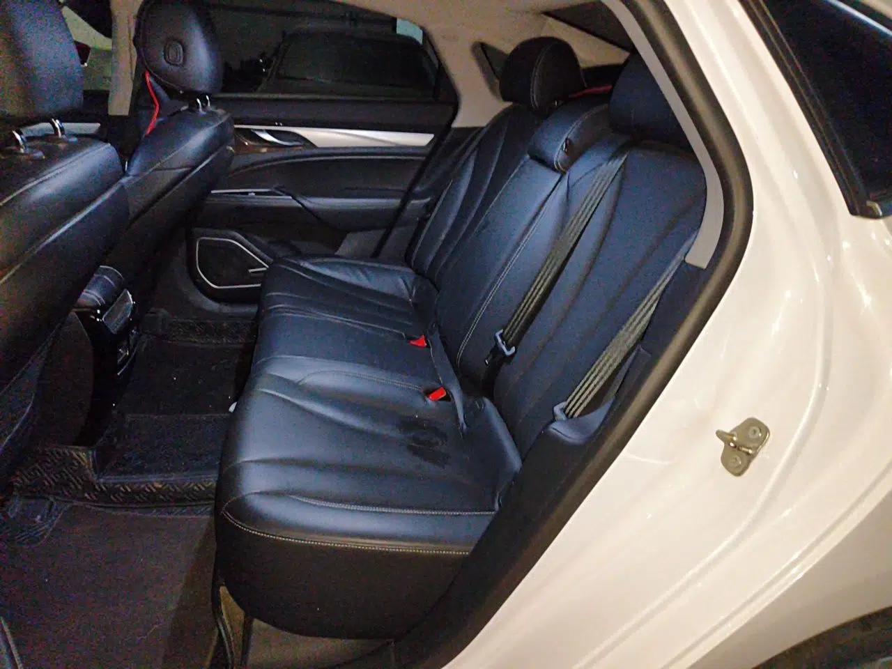 Geely Auto Emgrand GT 2020 1.5T MHEV Yaoxiang Edition — миниатюра 17