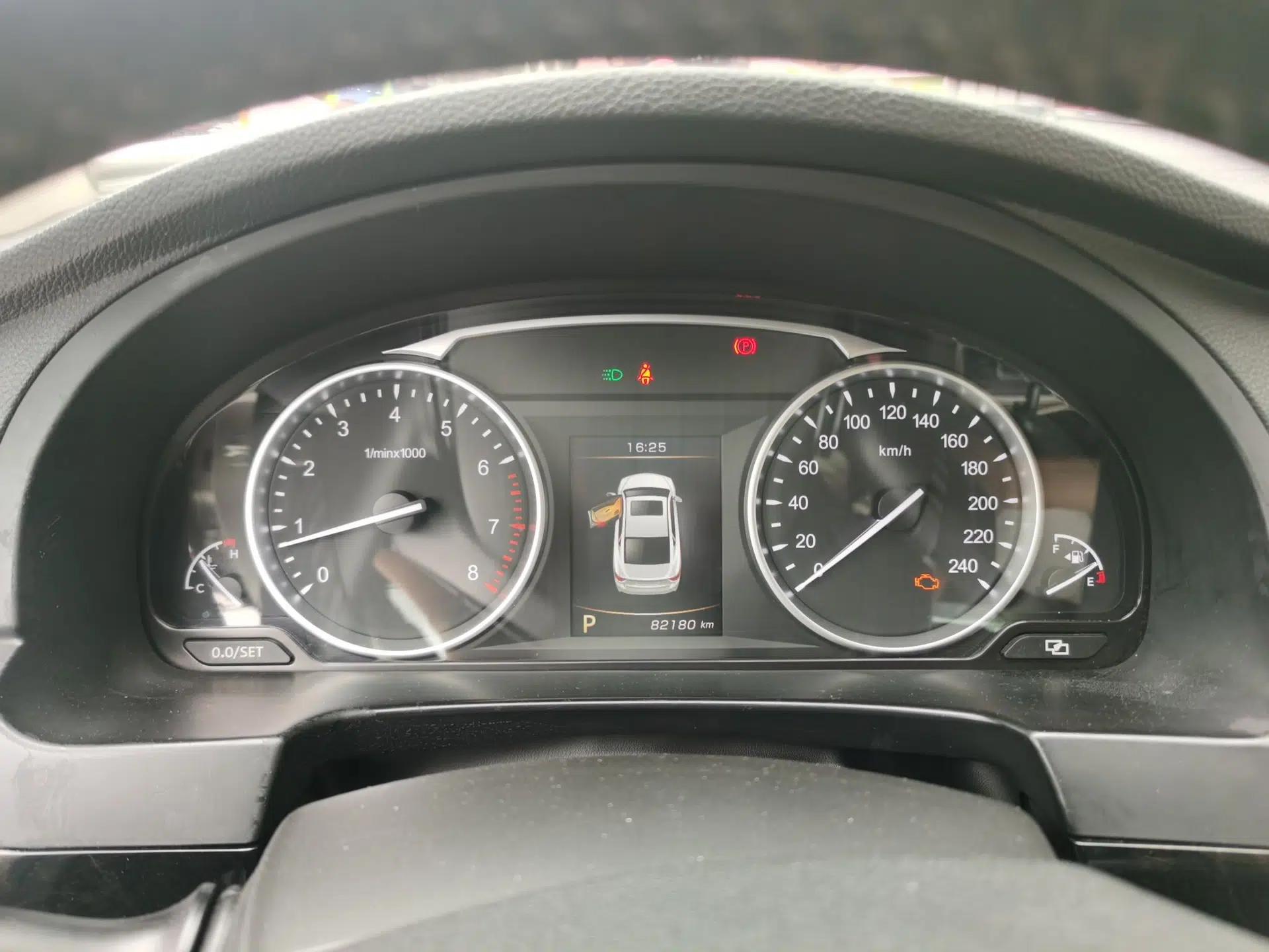 Geely Auto Emgrand GT 2016 2.4L Zunya Model — миниатюра 11