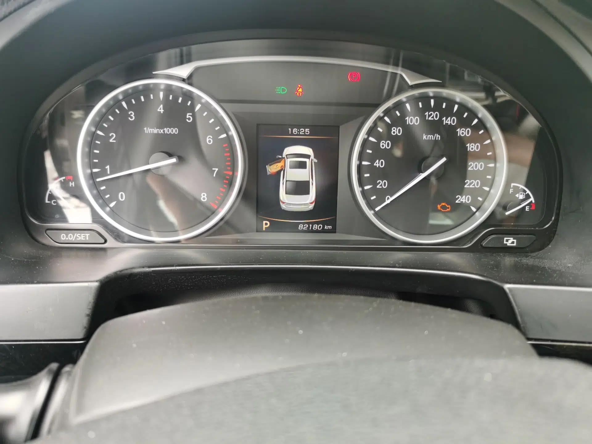 Geely Auto Emgrand GT 2016 2.4L Zunya Model — миниатюра 12