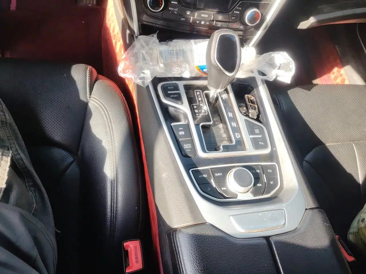 Geely Auto Emgrand GT 2018 1.8T Comfort Smart Leading Edition — миниатюра 14