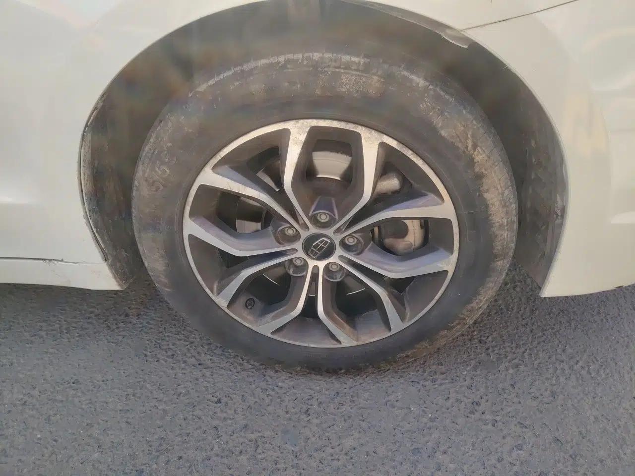 Geely Auto Emgrand GT 2018 1.8T Comfort Smart Leading Edition — миниатюра 8