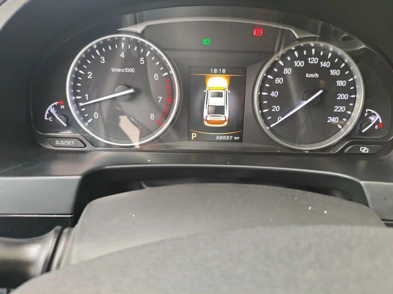 Geely Auto Emgrand GT 2015 1.8T Premium Model — миниатюра 12