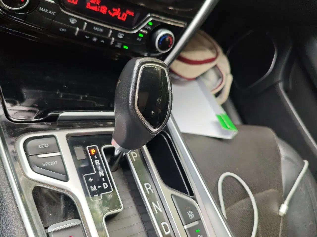 Geely Auto Emgrand GT 2015 1.8T Premium Model — миниатюра 14