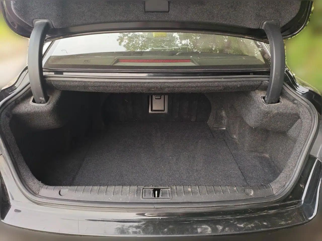 Geely Auto Emgrand GT 2015 1.8T Premium Model — миниатюра 19
