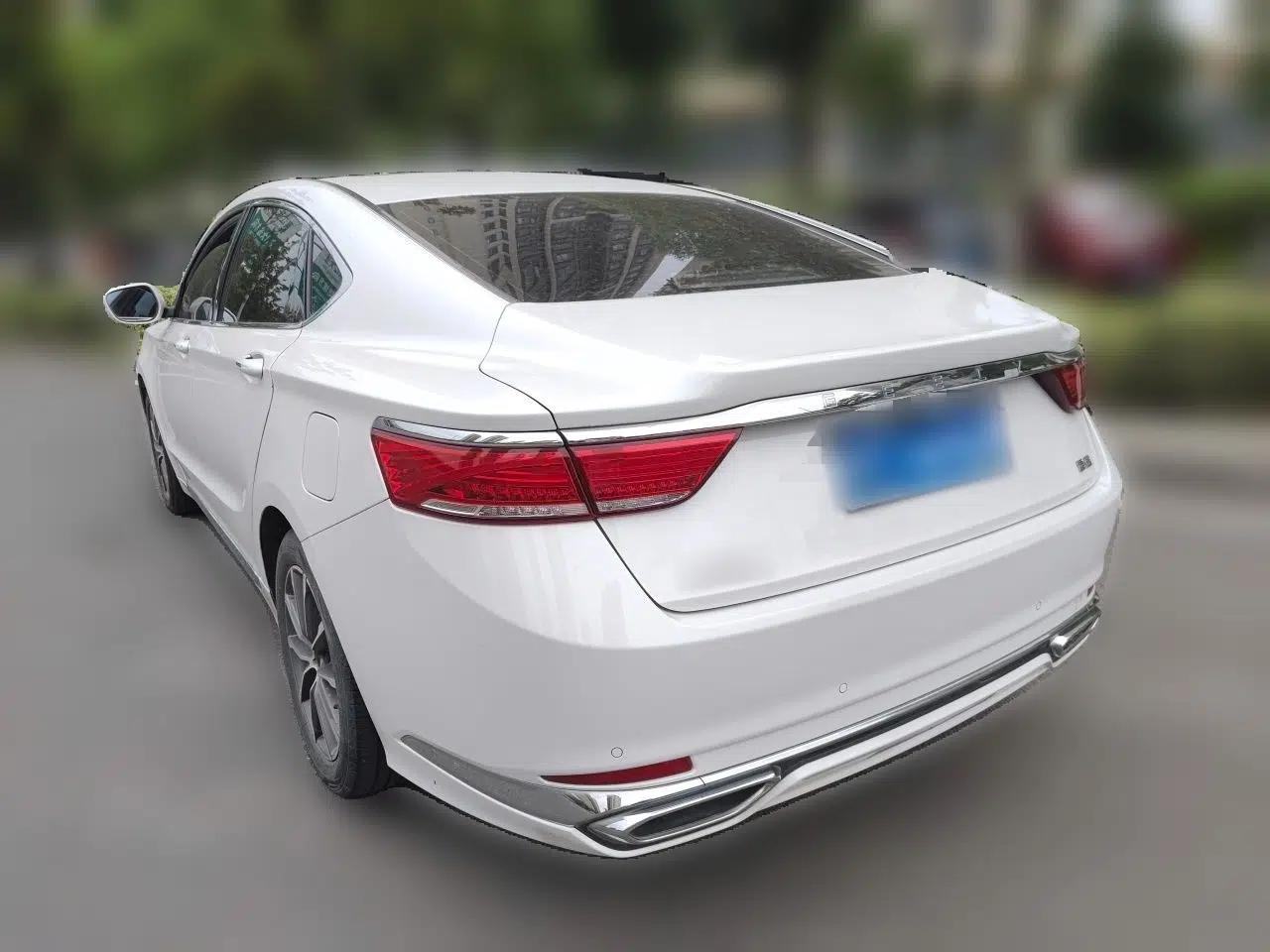 Geely Auto Emgrand GT 2021 1.8T Flagship Edition+ — миниатюра 4