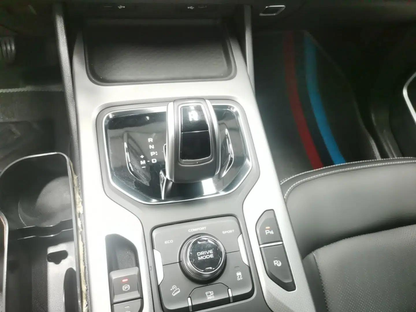 Geely Auto Haoyue 2020 1.8TD DCT Flagship 5-Seater — миниатюра 21