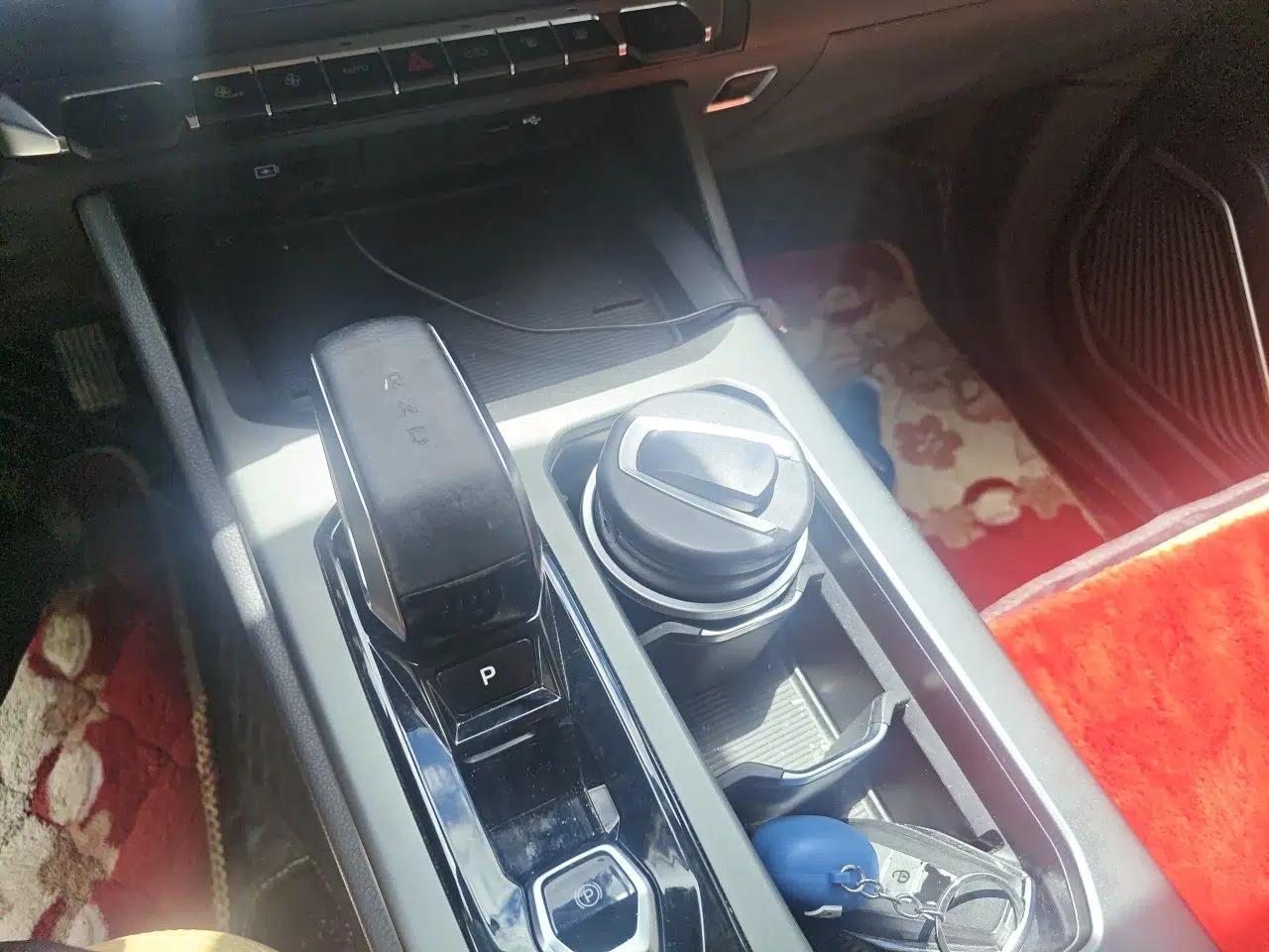 Geely Auto Haoyue L 2023 2.0T DCT Flagship Version — миниатюра 14