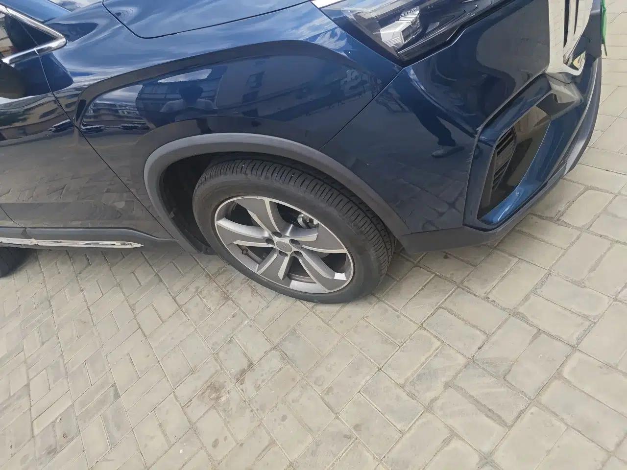 Geely Auto Haoyue L 2023 2.0T DCT Flagship Version — миниатюра 8