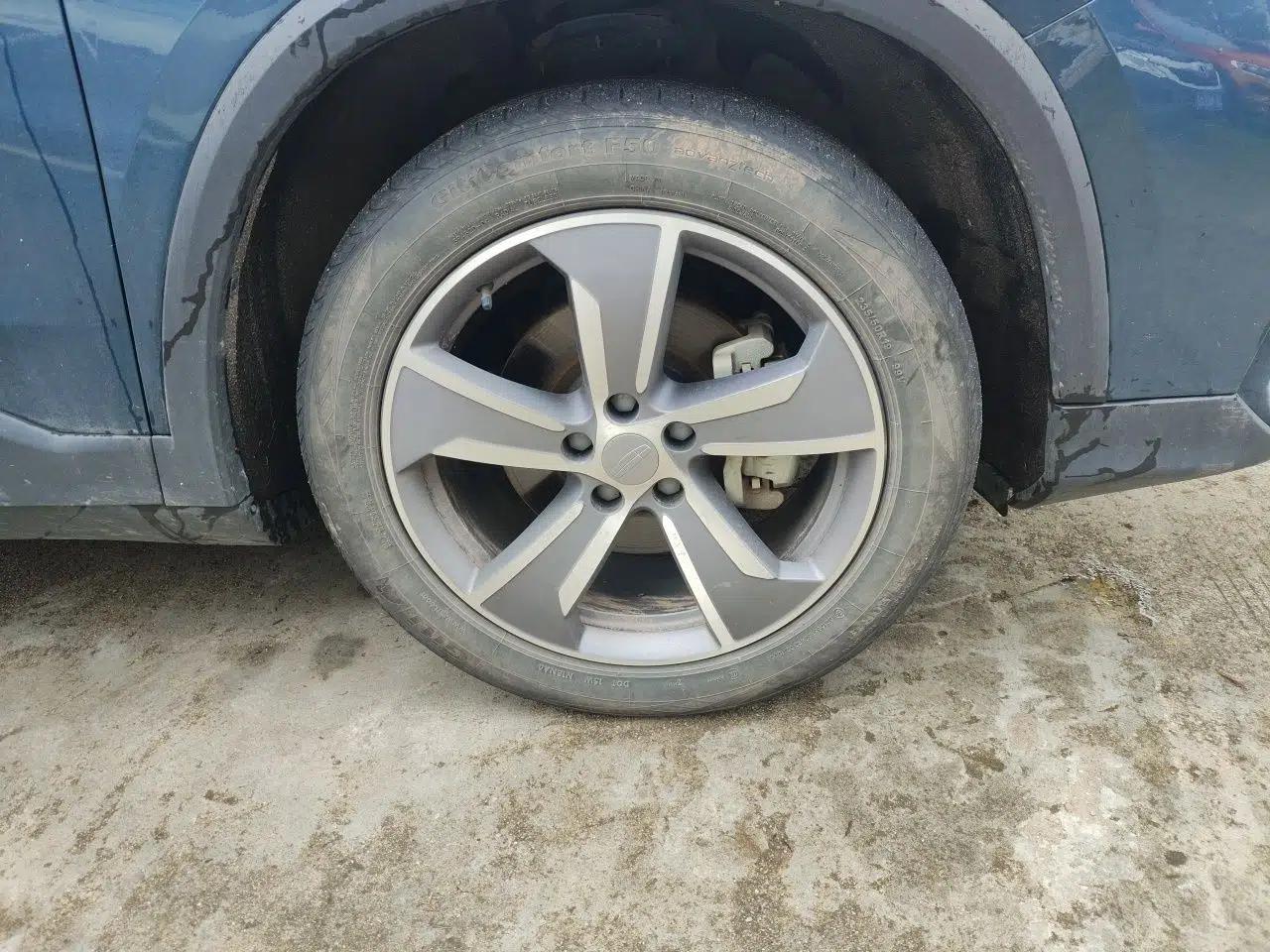 Geely Auto Haoyue L 2023 2.0T DCT Flagship Version — миниатюра 8