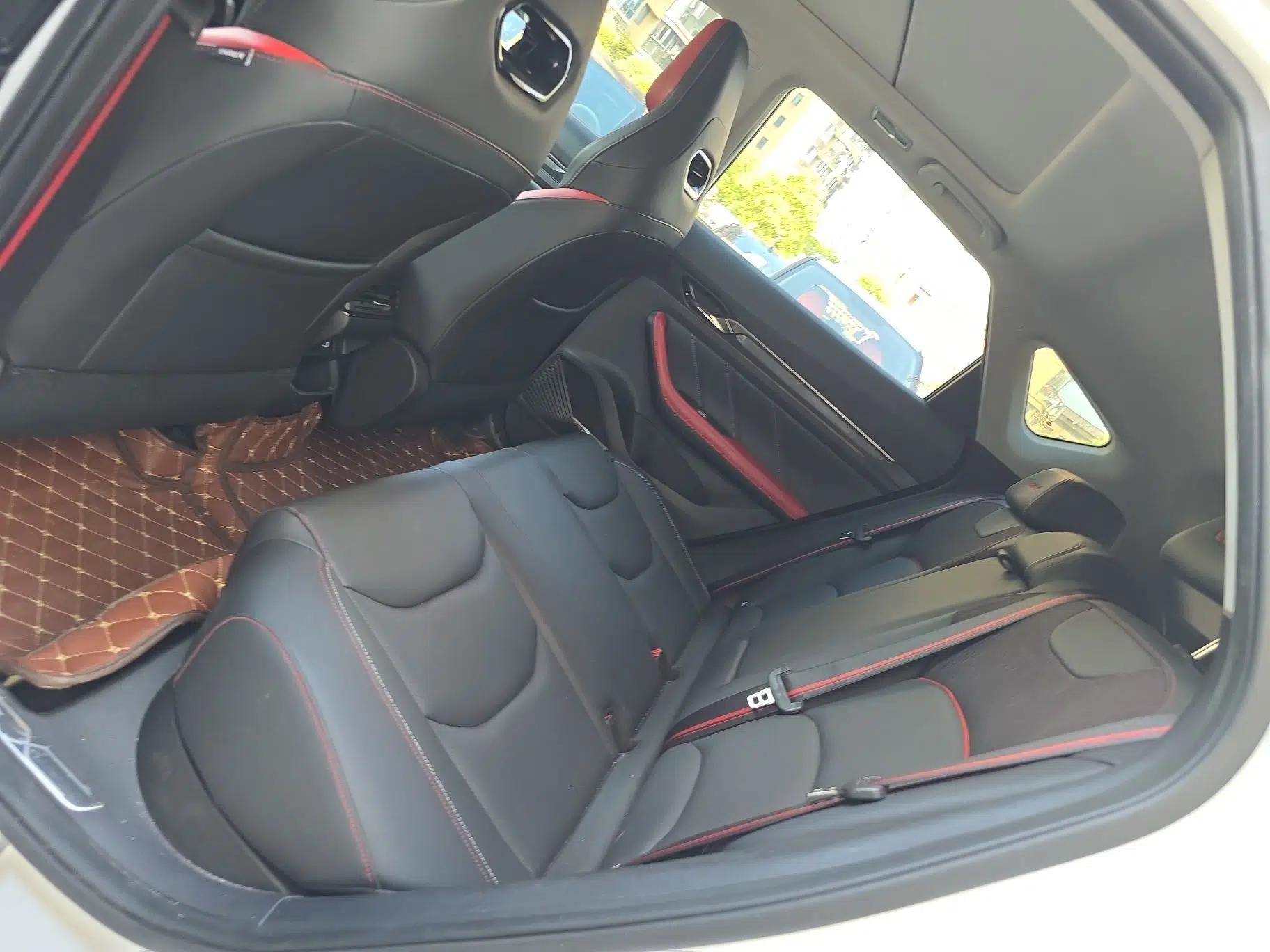 Geely Auto Emgrand S 2021 1.4T CVT Prestige Edition — миниатюра 25