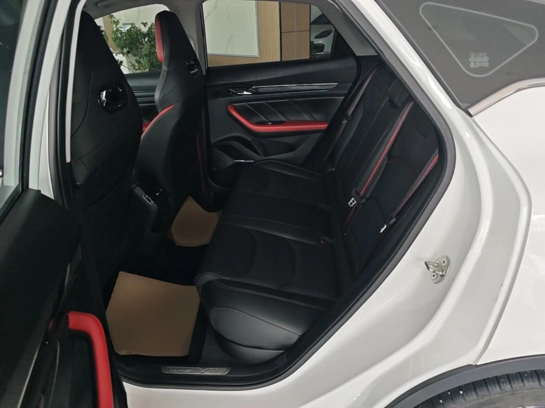 Geely Auto Emgrand S 2021 1.4T CVT Prestige Edition — миниатюра 20