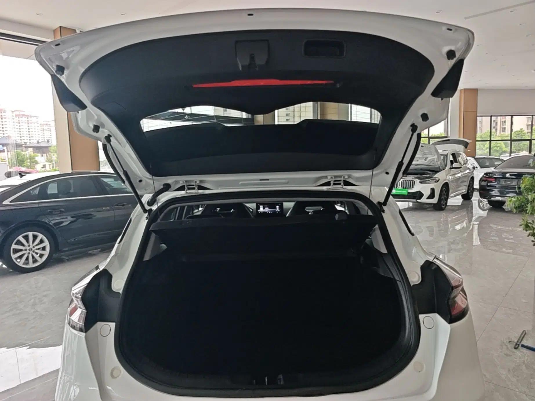 Geely Auto Emgrand S 2021 1.4T CVT Prestige Edition — миниатюра 22