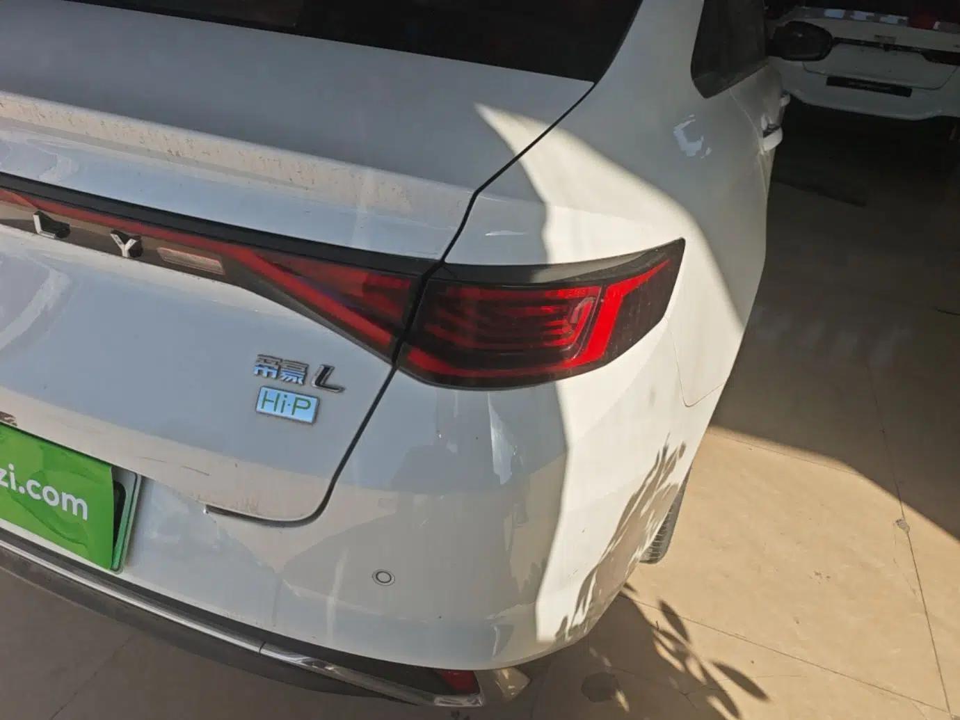 Geely Auto Emgrand L HiP 2022 1.5TD-DHT Pro 100KM Super Clean — миниатюра 14