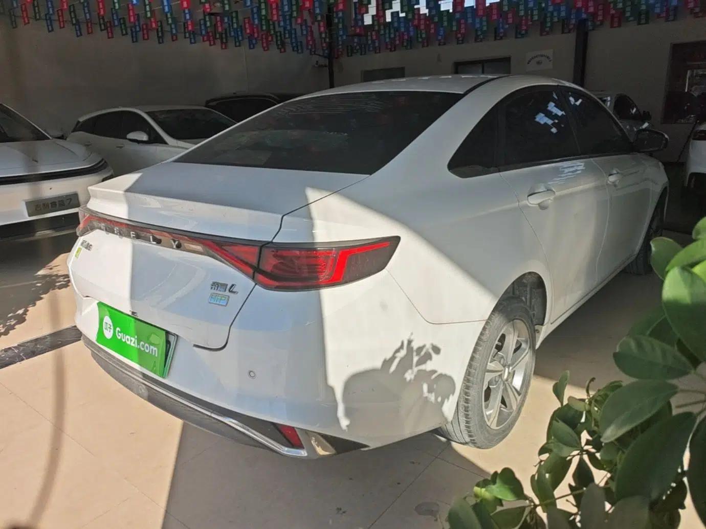 Geely Auto Emgrand L HiP 2022 1.5TD-DHT Pro 100KM Super Clean — миниатюра 6