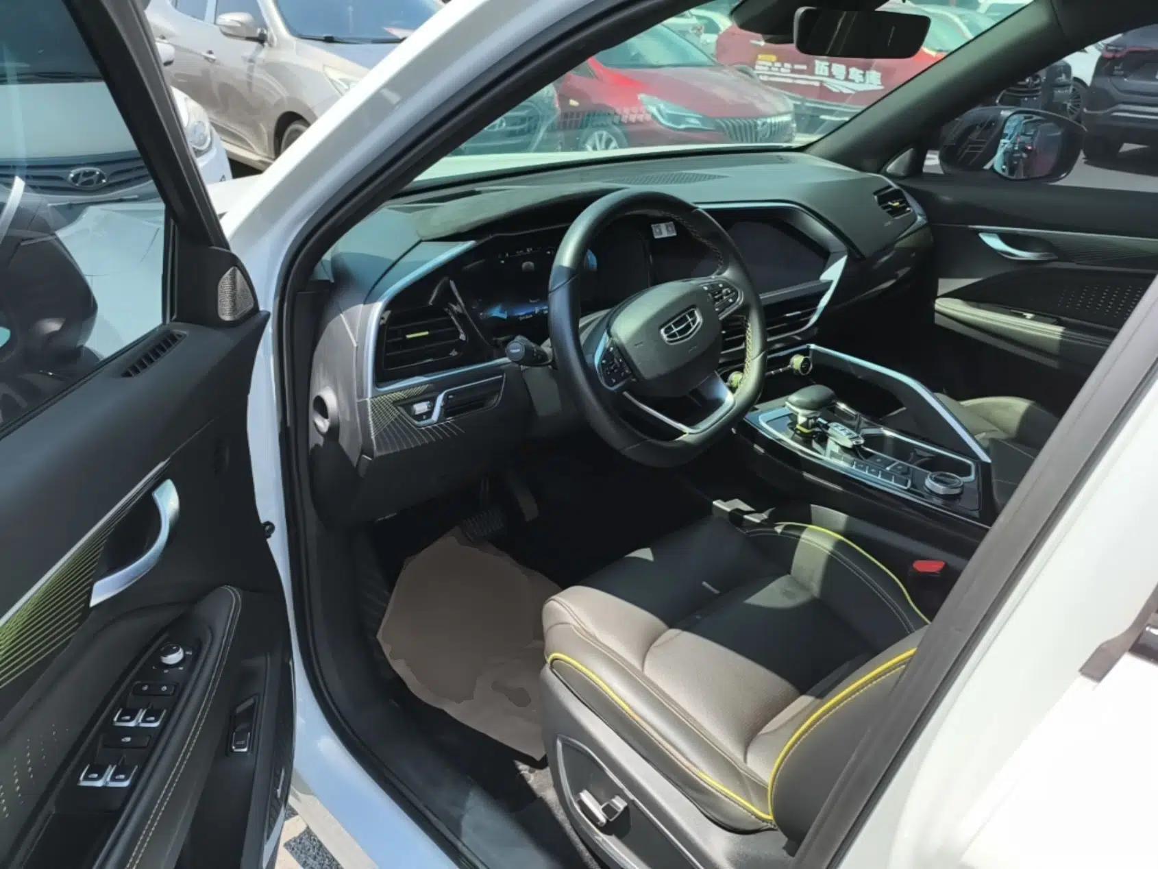 Geely Auto Monjaro S 2021 2.0TD Automatic Two-Wheel Drive Lightning Edition — миниатюра 18