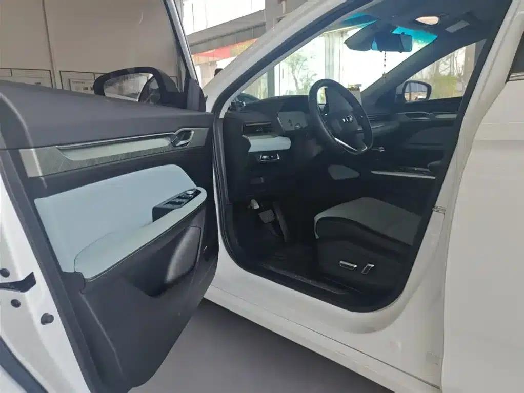 Geely Emgrand L 2022 1.4T CVT Supreme Edition — миниатюра 13