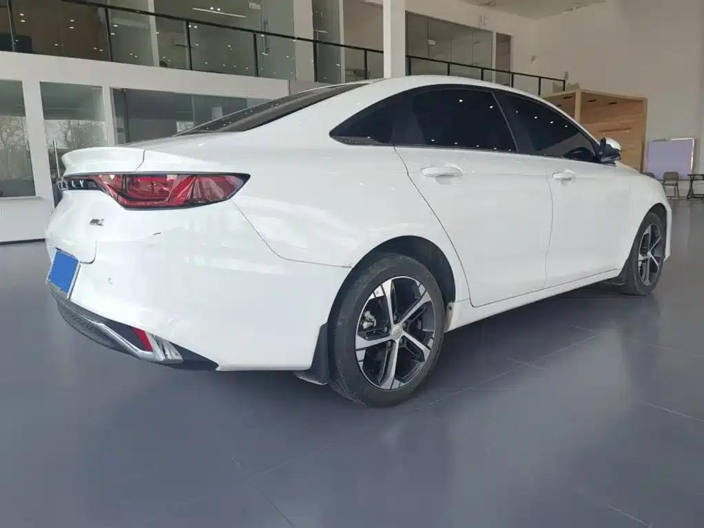 Geely Emgrand L 2022 1.4T CVT Supreme Edition — миниатюра 19