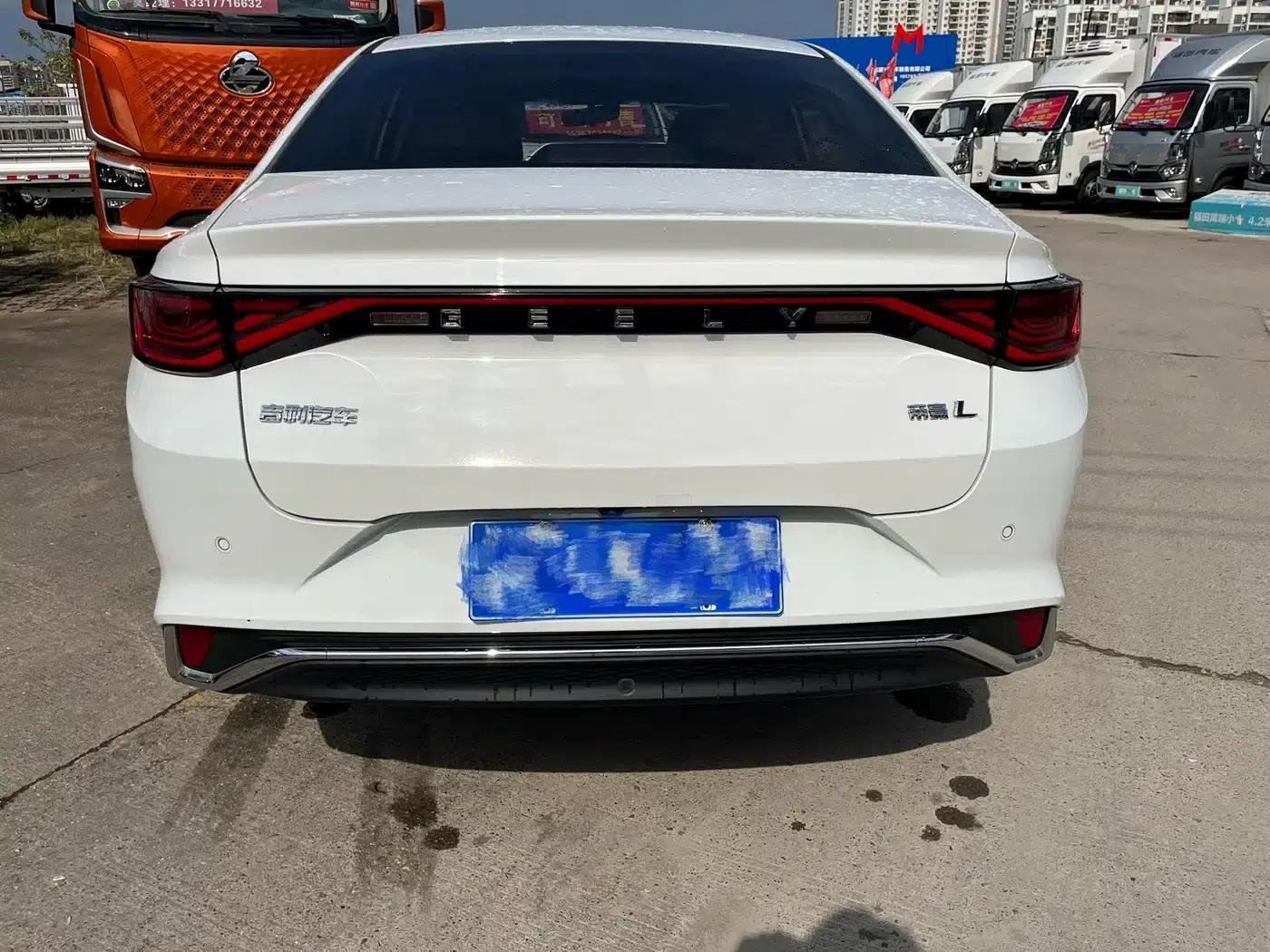 Geely Emgrand L 2022 1.4T CVT Flagship Edition — миниатюра 5