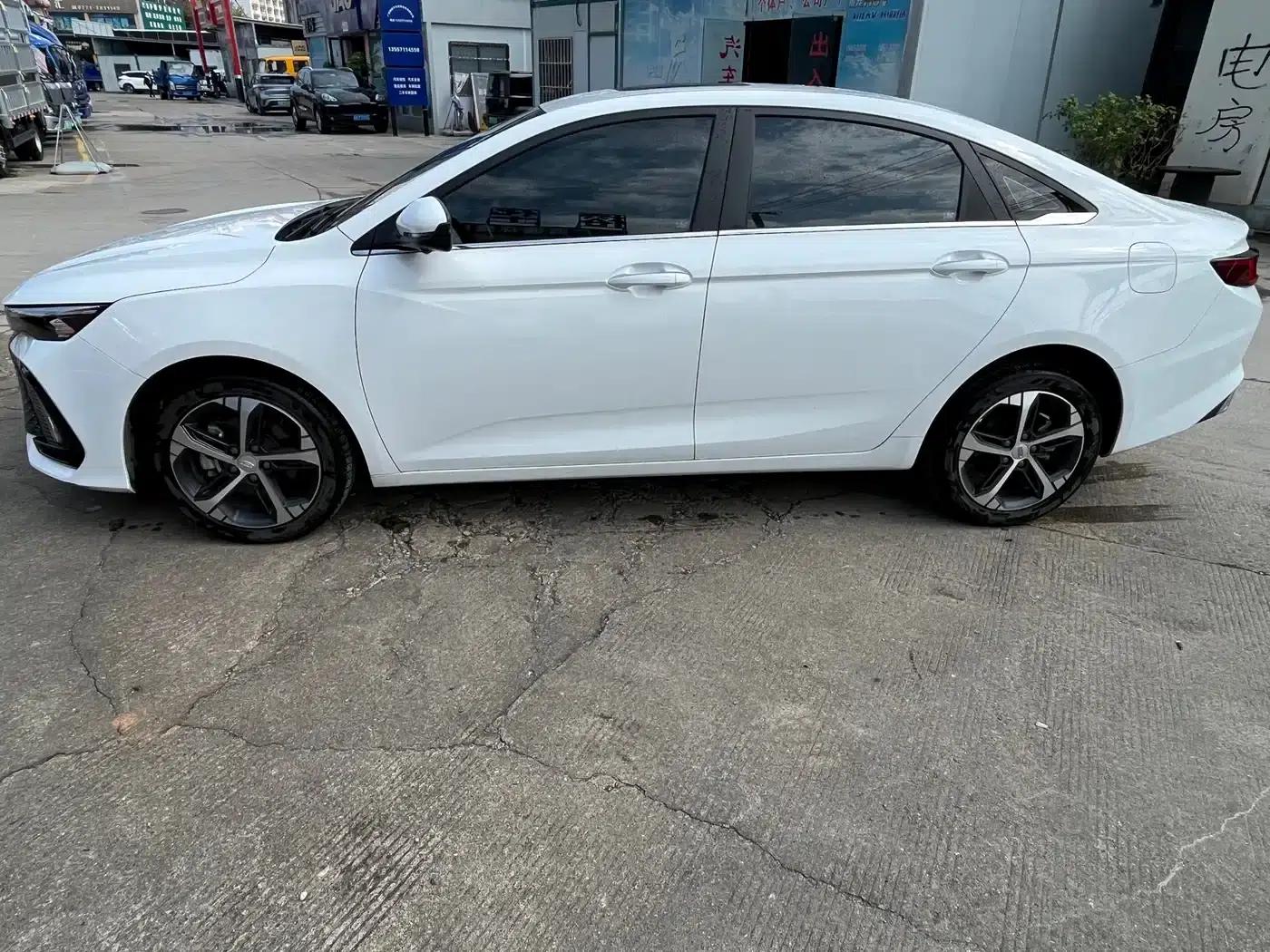 Geely Emgrand L 2022 1.4T CVT Flagship Edition — миниатюра 7