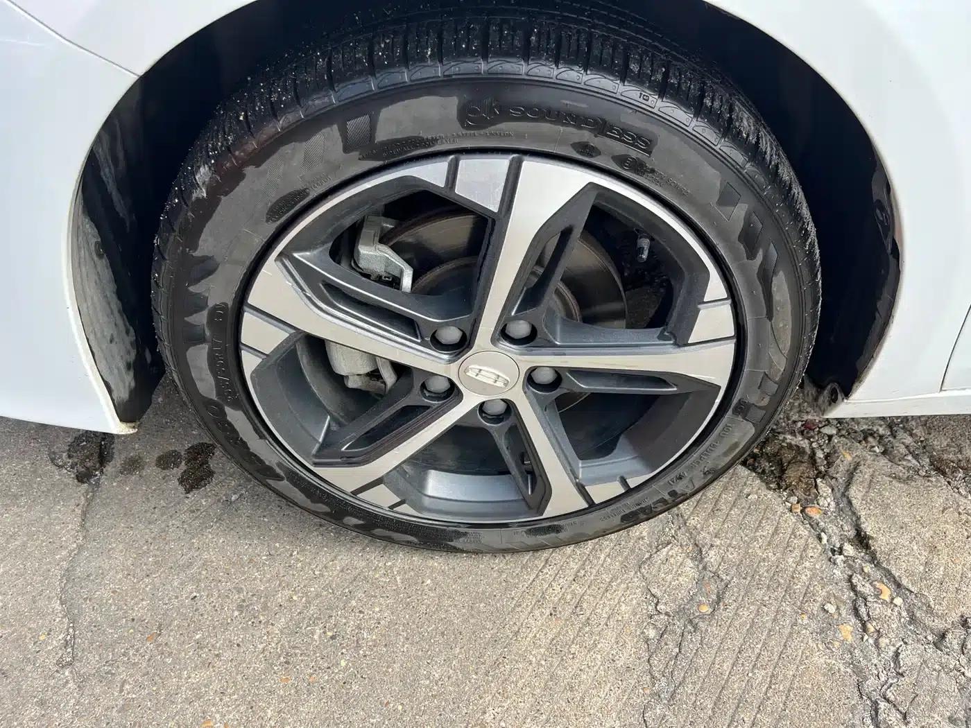 Geely Emgrand L 2022 1.4T CVT Flagship Edition — миниатюра 9