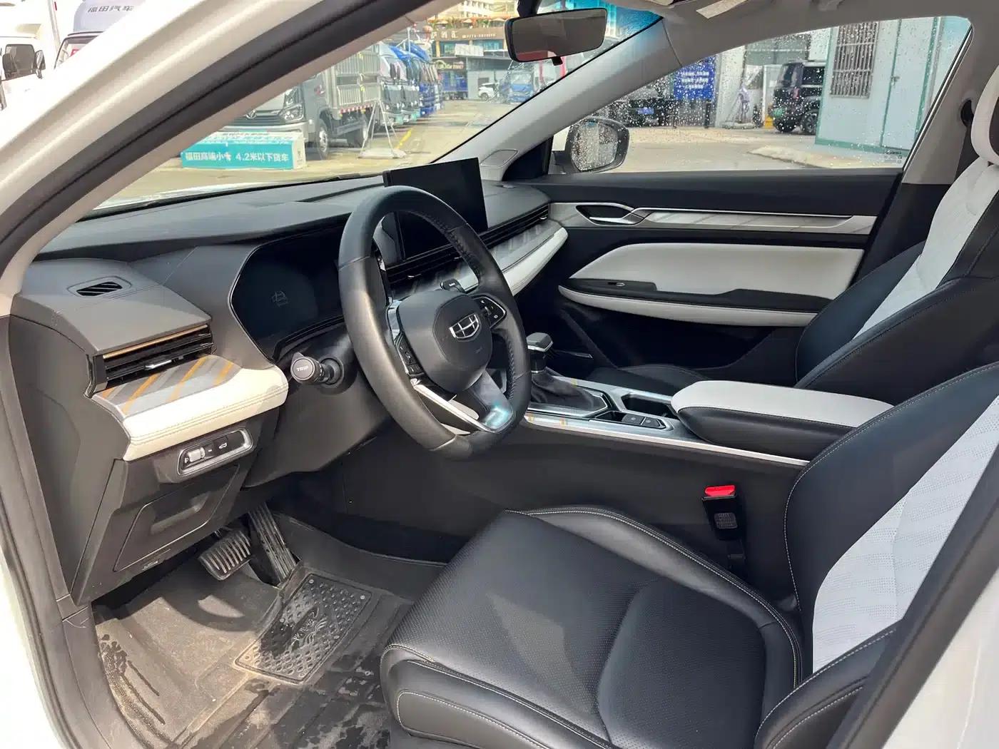Geely Emgrand L 2022 1.4T CVT Flagship Edition — миниатюра 10