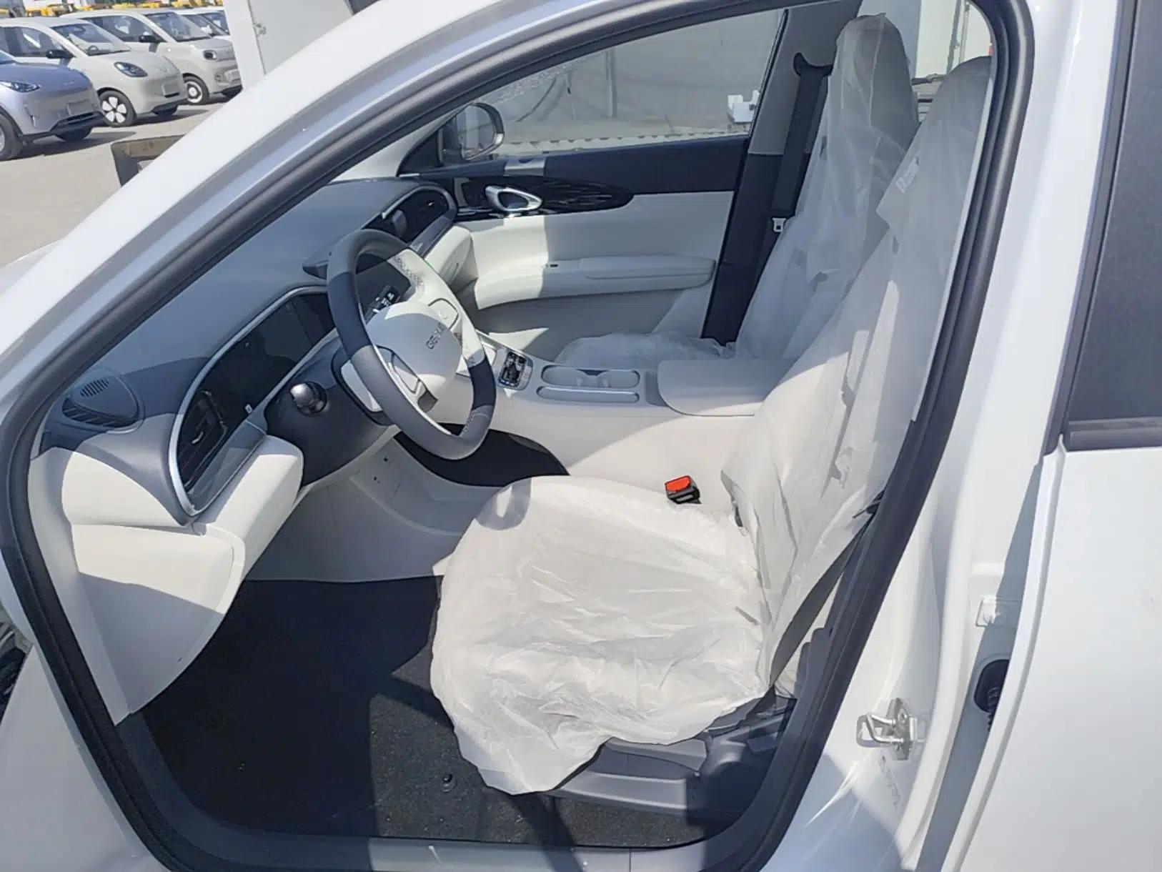 Geely Galaxy Geome 2026 Model 310km Youth Edition — миниатюра 17
