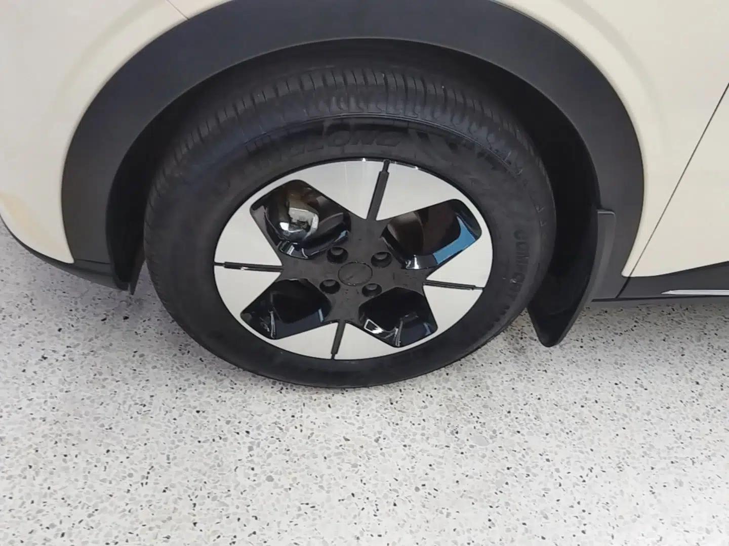 Geely Galaxy Geome 2025 UP 410km Exploration Edition — миниатюра 13