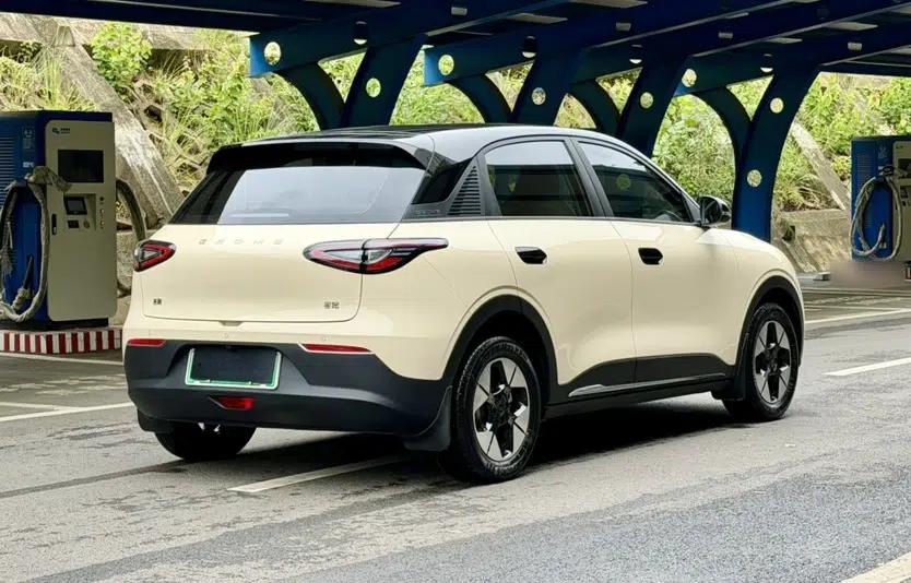 Geely Galaxy Geome 2025 UP 410km Exploration Edition — миниатюра 16